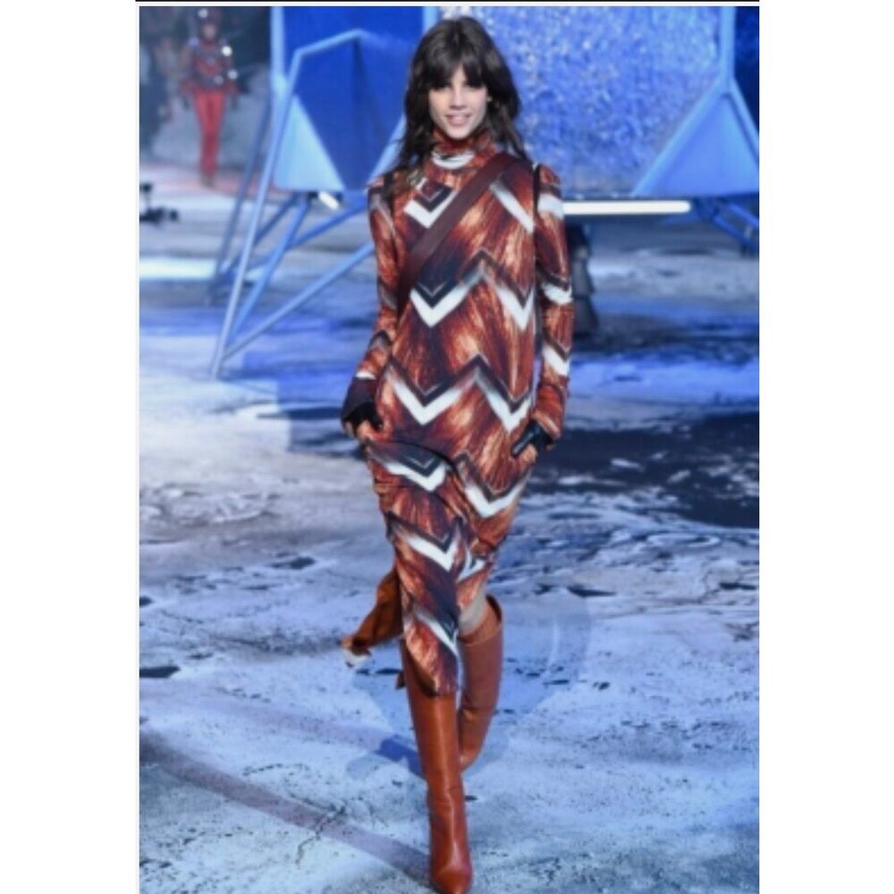 Runway  H&M Studio long Sleeve turtleneck dress geometric print orange black S 4